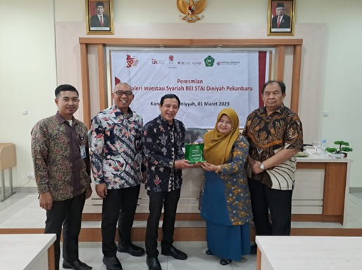 PERESMIAN GALERI INVESTASI SYARIAH BEI INSTITUT AGAMA ISLAM DINIYYAH PEKANBARU