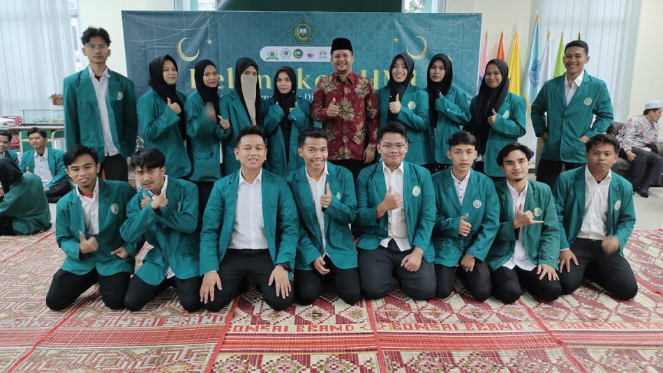 RESMI, TELAH DILANTIK KEPENGURUSAN HIMPUNAN MAHASISWA JURUSAN EKONOMI SYARIAH FAKULTAS EKONOMI DAN BISNIS IAI DINIYYAH PEKANBARU PERIODE 2023 - 2024