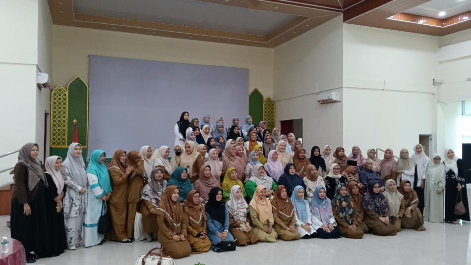 Civitas Akademika IAI Diniyyah Pekanbaru Ikuti Halal Bi Halal Yayasan Diniyyah Pekanbaru